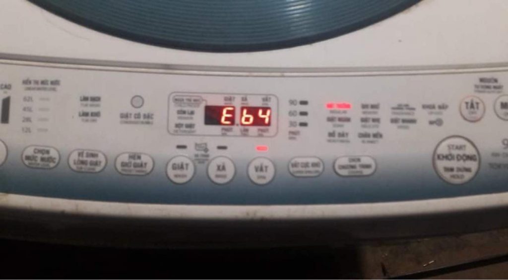 Máy giặt Toshiba báo lỗi E64 nguyên nhân – Cách xử lý nhanh gọn
